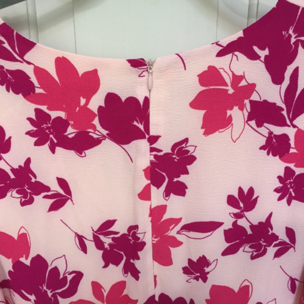Liz Claiborne Pink Floral Short Sleeve Midi Dress - Picture 16 of 16